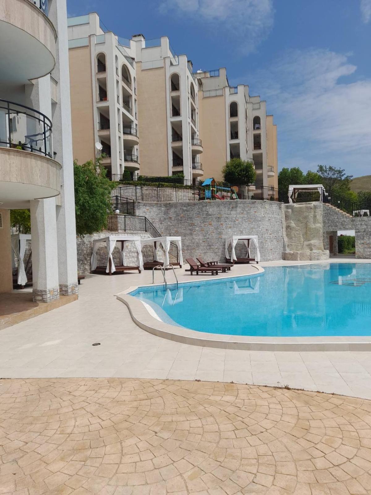 Queen'S Garden Balchik Apartment Экстерьер фото